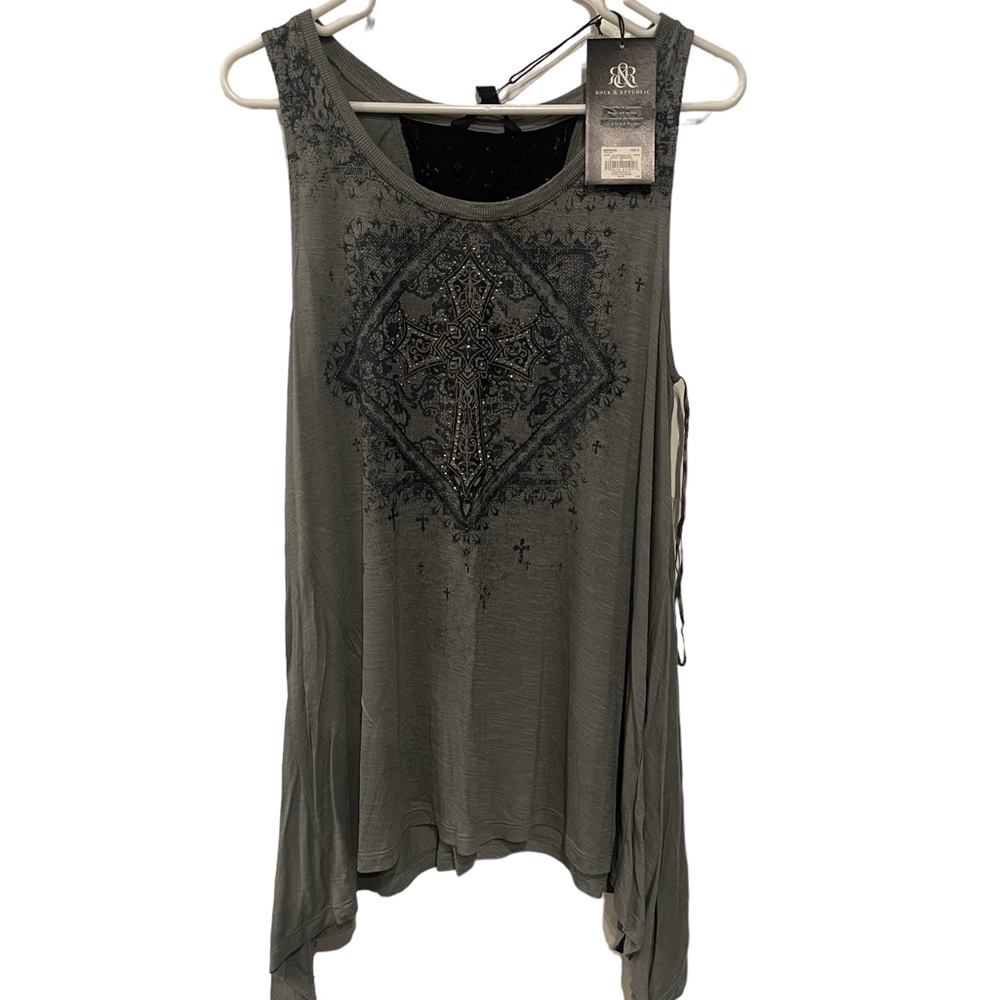 Women’s Rock & Republic Flowy Tank, NWT